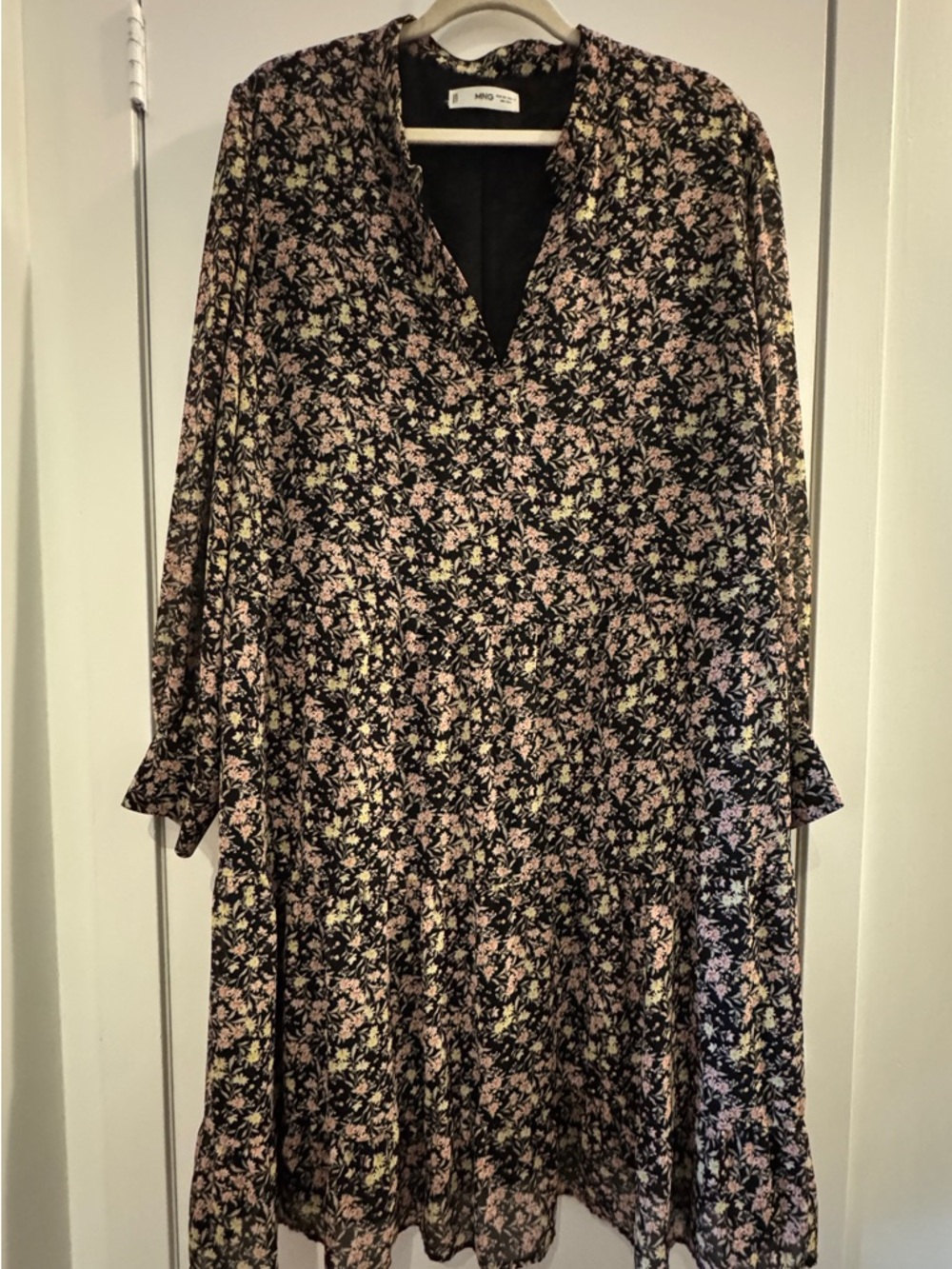 MANGO Black Floral Long Sleeve Smock Dress US 18 Gently Used